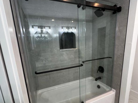 tub-enclosure-590x590